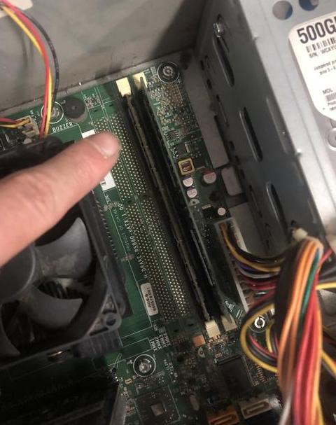 电脑内存升级后无法开机原因解析