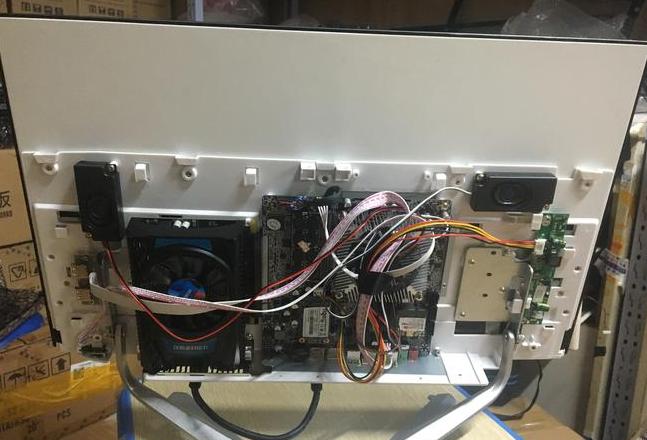 一体机电脑内存条位置及安装方法