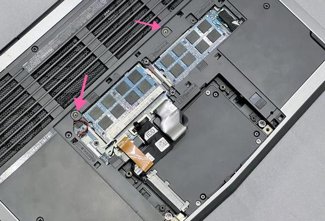 电脑内存容量选择指南：8GB、16GB还是32GB？