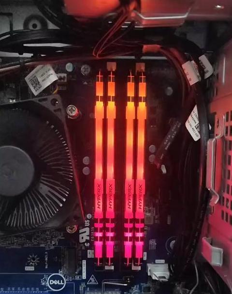 内存条四通道详解：8Gx4与4个8G有何不同？