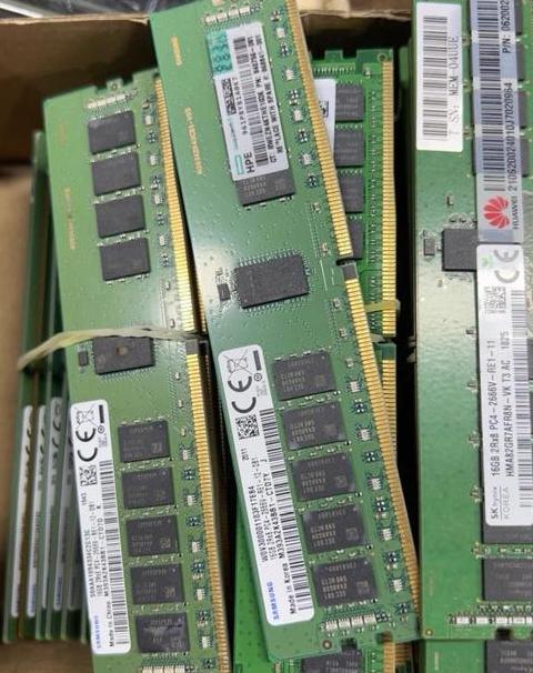 双4G还是单8G内存？价格与性能分析
